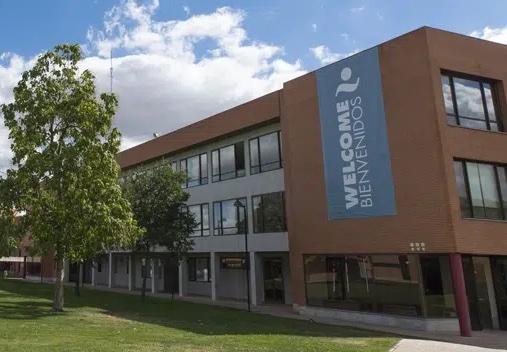 Universidad Camilo José Cela